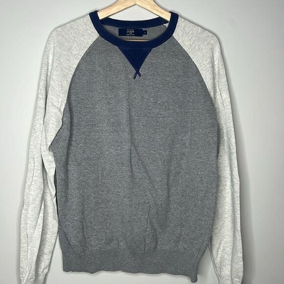 Men’s Large JCrew Grey Navy Colorblock Sweater - Picture 1 of 5